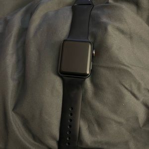 42mm series 3 Apple Watch Space Gray